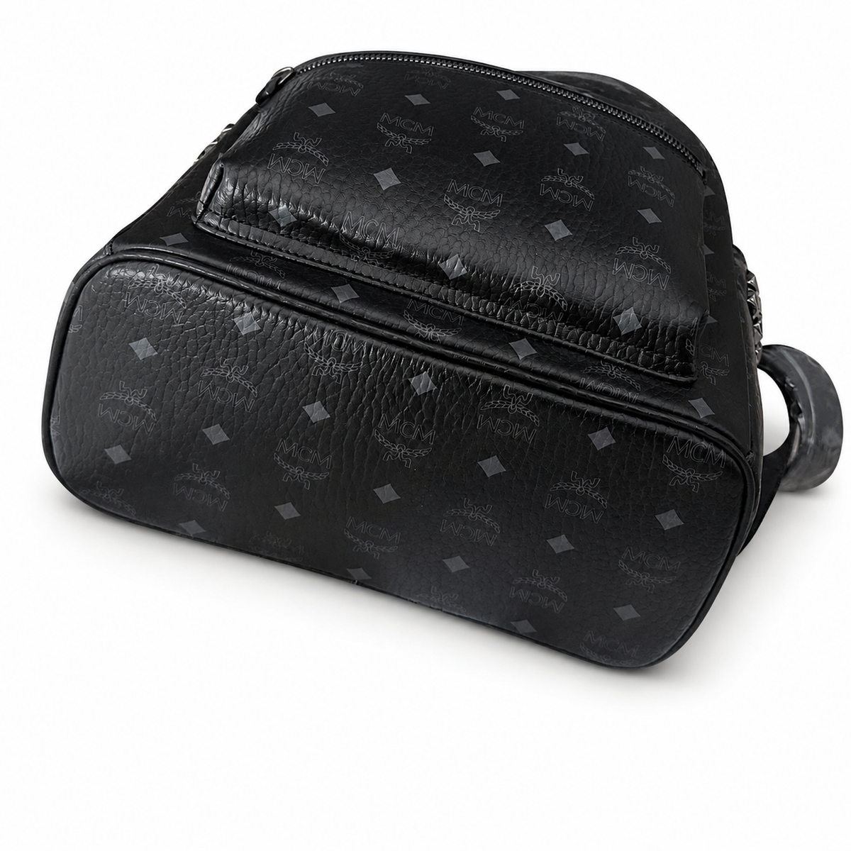 MCM black all-over print with side studs unisex large-capacity commuter/travel bag